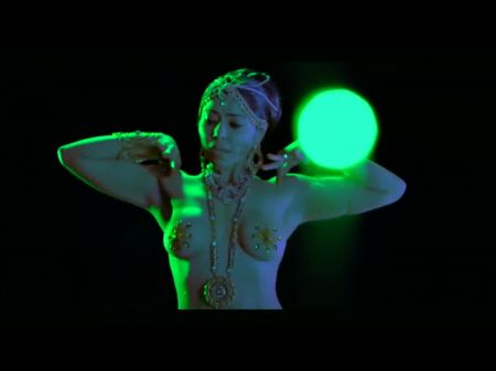 desi danse