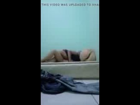 lanjutannya katanya sih free step sister fuck fest porno