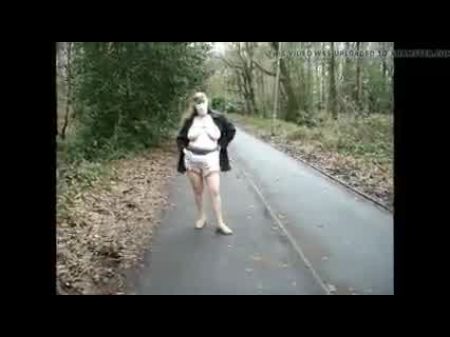outdoor milf