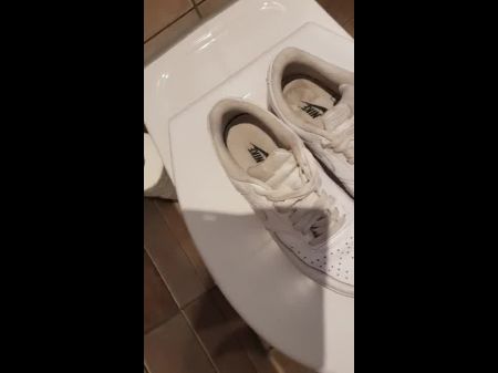 men bed nike air