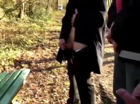 fille française poilue qui voit pour la première fois une bite d antillais