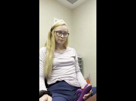 nurse fingerpenis